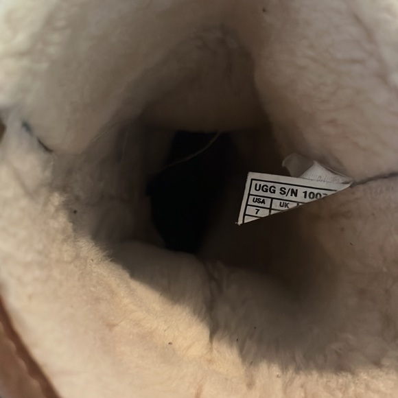 💥Discount 💥UGG Tall Boots - Picture 10 of 11